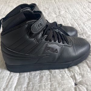 Like new Fila high tops